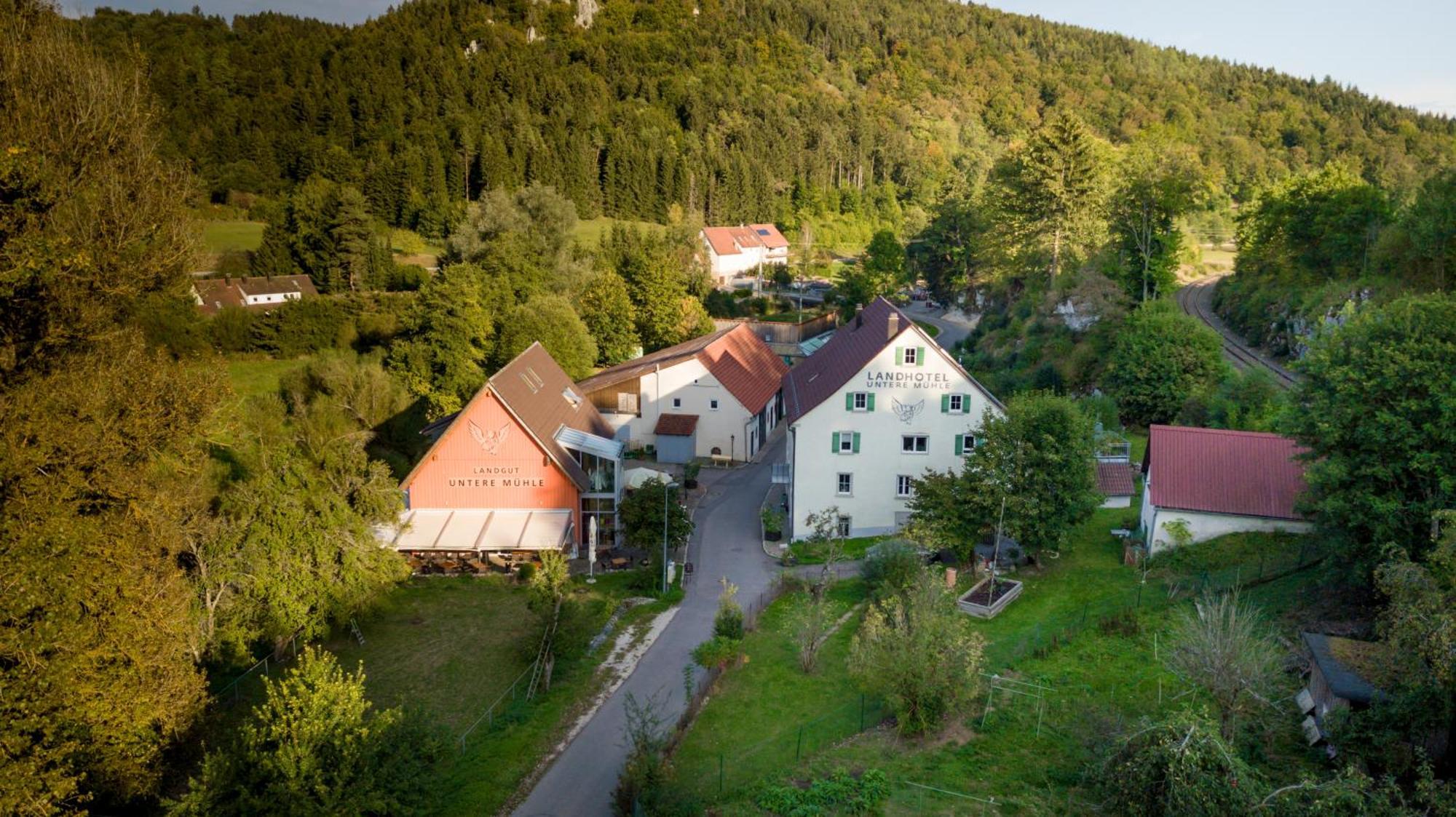 Landhotel Untere Muehle Strassberg Exterior photo